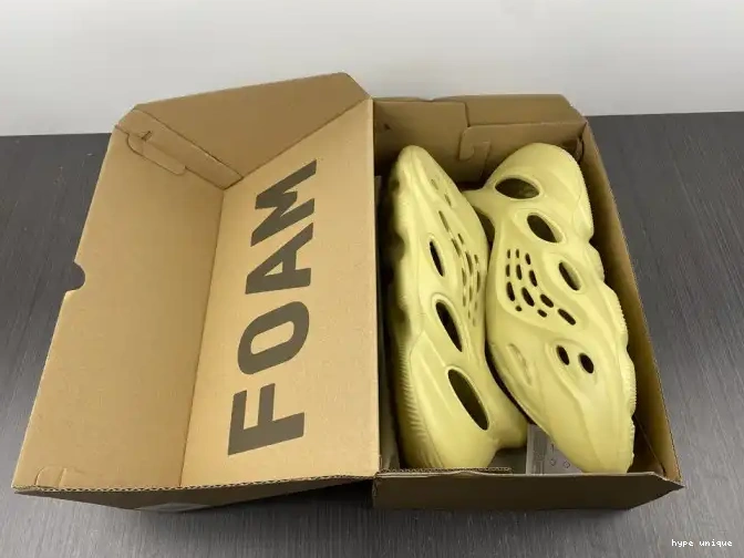 hype RNNR Sulfur GV6775 Foam Adidas Yeezy 0609